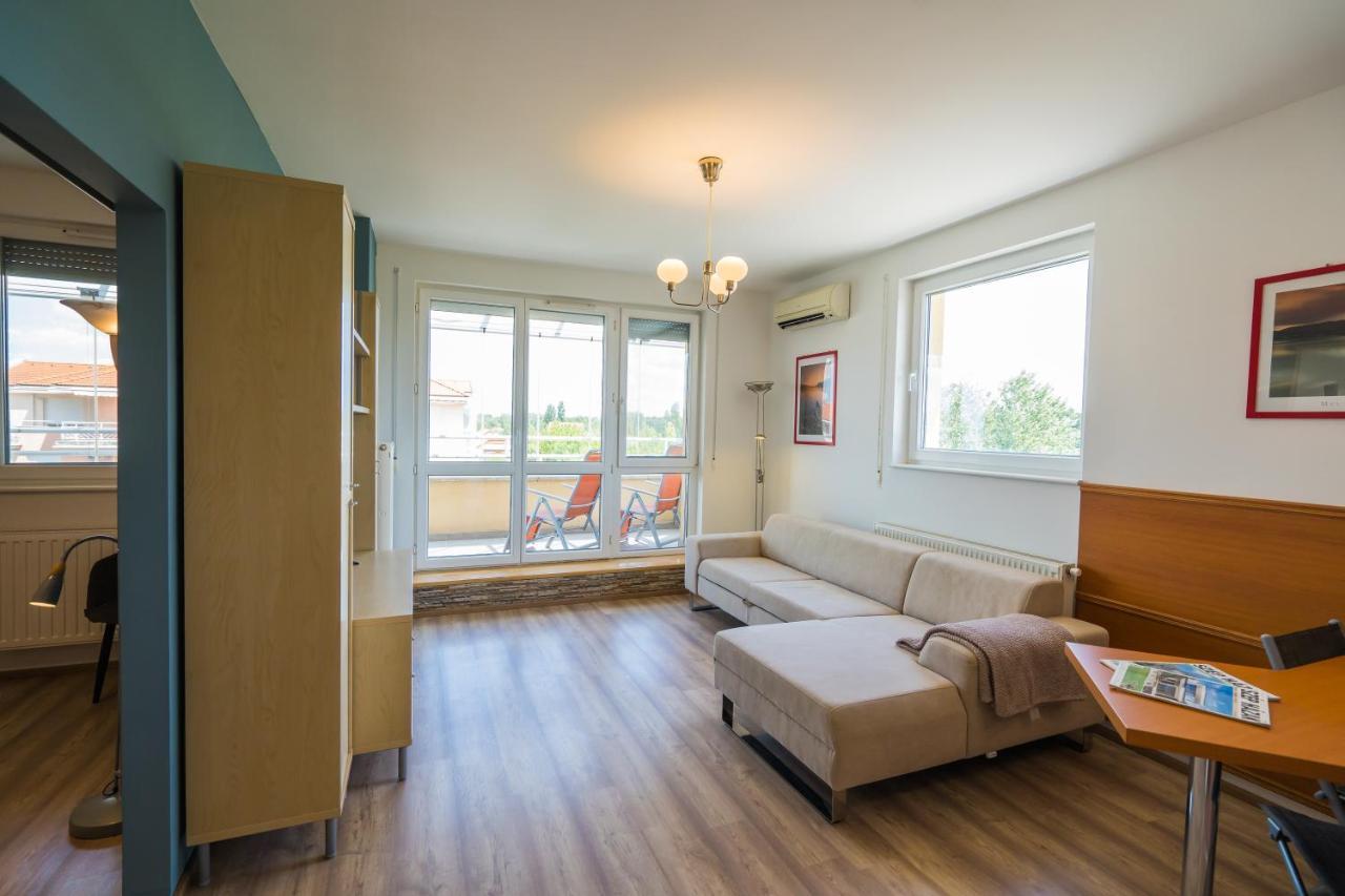 Myflat All-Season Apartment Siofok Bagian luar foto